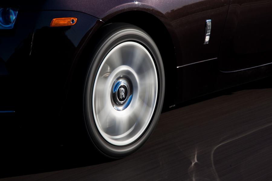 Детали экстерьера Rolls-Royce Wraith 2013 года  (NA) (фото 5 из 22)